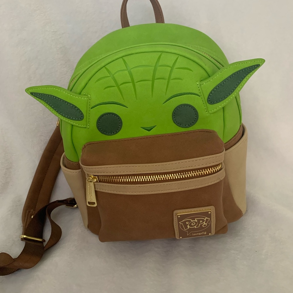 Pop Loungefly Yoda backpack